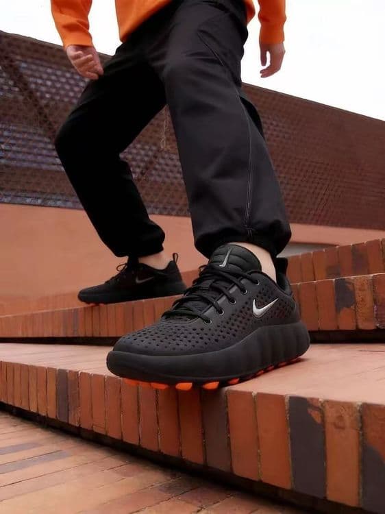 Трендовые Кроссовки: Nike Mind 002 — 7