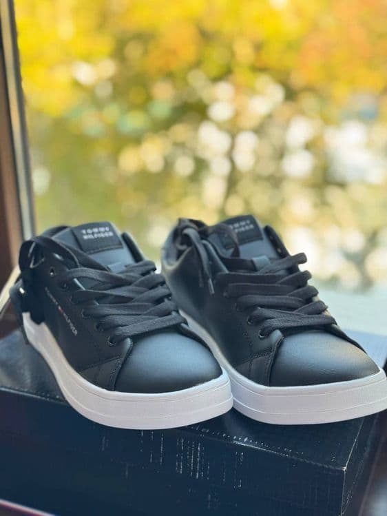 Продажа стильных качественных мужской обуви Tommy Hilfiger.  40-44 раз — 2