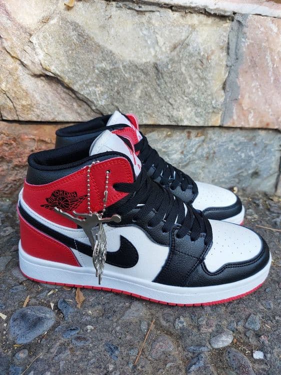 Качественные кроссовки Nike air Jordan 1 — 3
