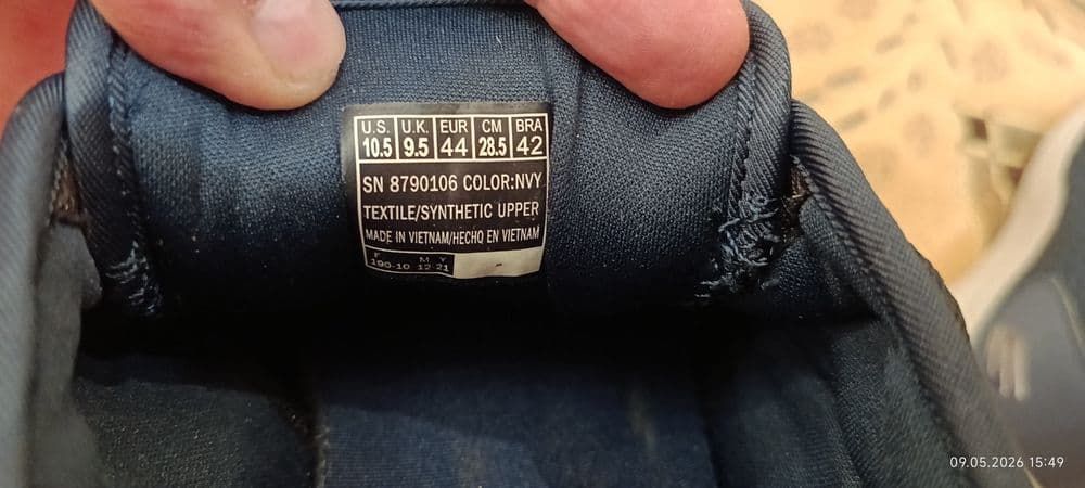 Кроссовки Skechers Summits Memory Foam | Оригинал | р. 44 (28.5 см) — 2