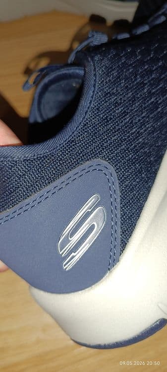 Кроссовки Skechers Summits Memory Foam | Оригинал | р. 44 (28.5 см) — 3