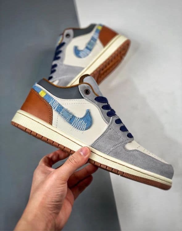 •Air Jordan 1 Low AJ1 — 3