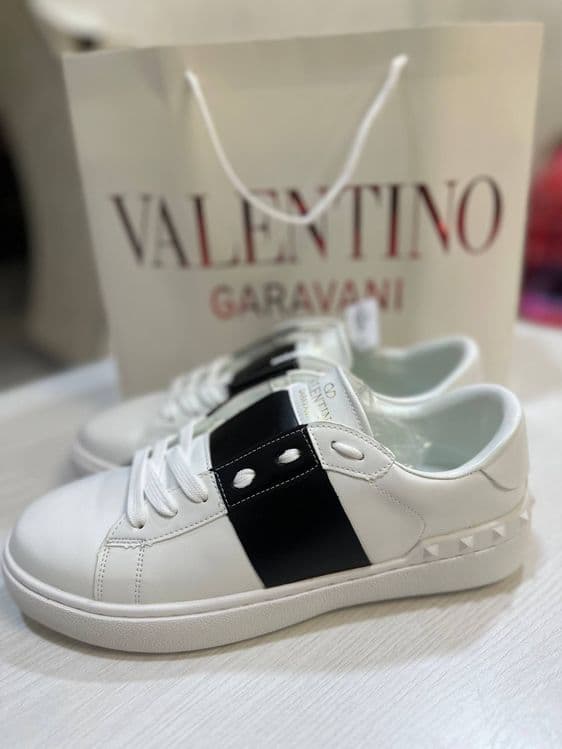 Valentino Garavani — 1