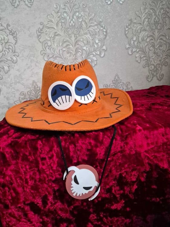 Шляпа Портгаса Д. Эйса (One Piece) — косплей — 1
