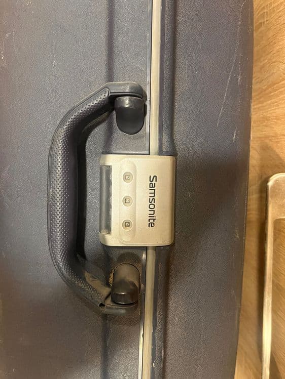 Большой чемодан samsonite с твердым корпусом — 4