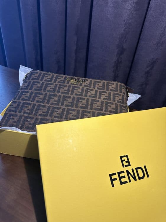Продам Сумка от оригинальный бренд Fendi, Cofee. — 5