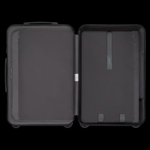 RIMOWA Essential — Matte Black — 6