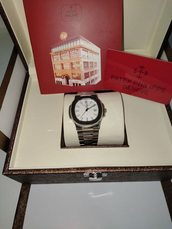 Patek Philippe GENEVE — 1