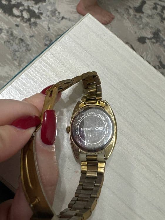 Женские часы от MICHAEL KORS — 1