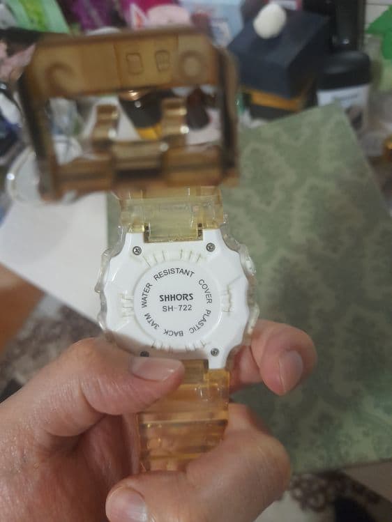 Продам Часы в отличном состоянии стильный — 2