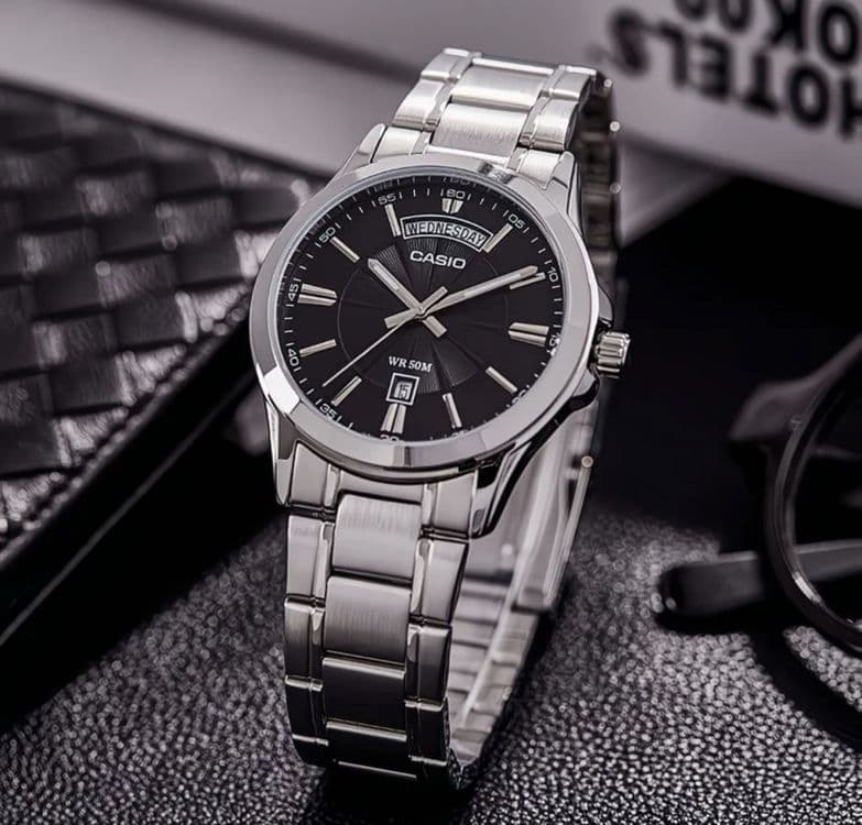 Casio G-Shock Yaponiya soatlari har hil turda — 1