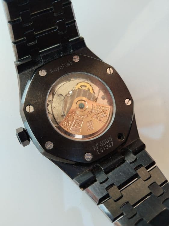 AUDEMARS piguet Royal OAK. AP — 2