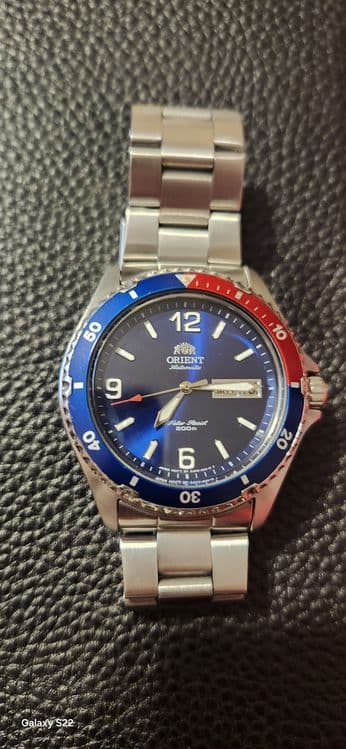 Продаётся часы наручные мужские Orient mako 2