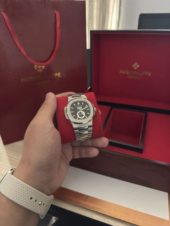 Элитные часы Patek Philippe Nautilus 5726 — 6