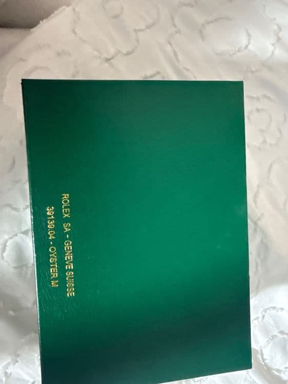 Продается абсолютно оригинальная коробка для часов Rolex — 4