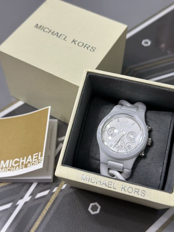 Часы от Micheal Kors — 1