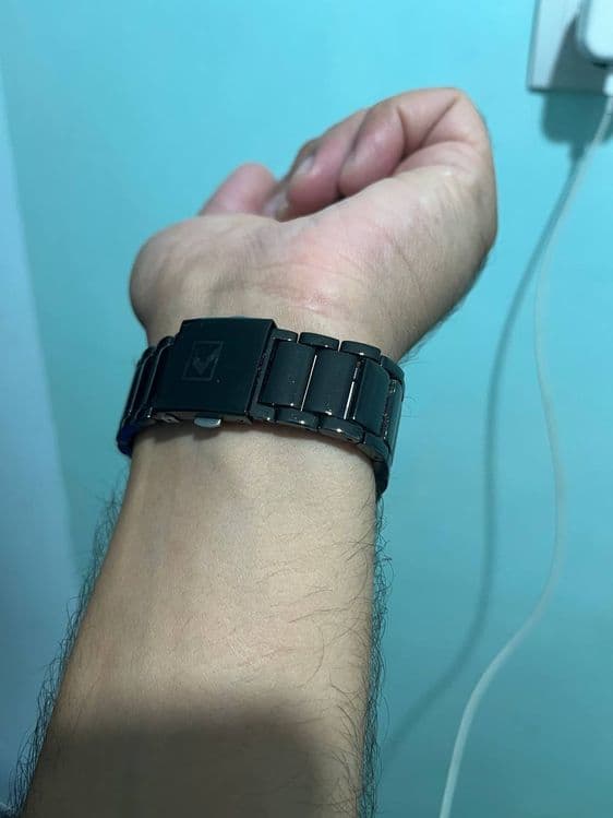 Curren klassik soat. Ko'rinishiga gap yoq. Ish va o'qishga zo'r ketadi — 3