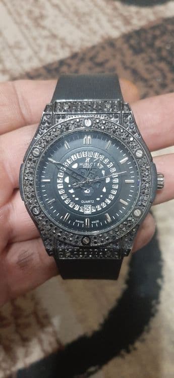 Срочно продам часы Hublot Geneva в нормальном состоянии — 1