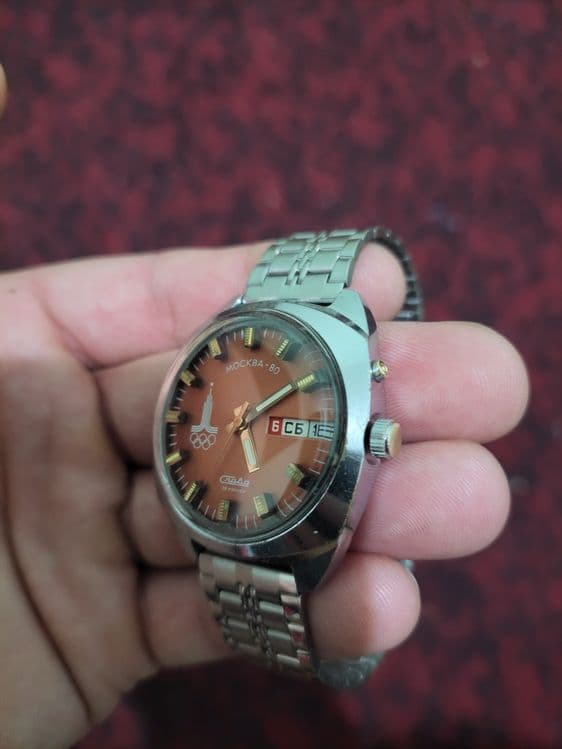 Soat sotiladi CCCP SLAVA MOCKBA 80 — 1