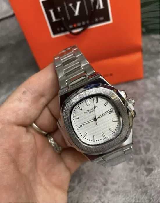 Patek Philippe nautilus 5711 — 1