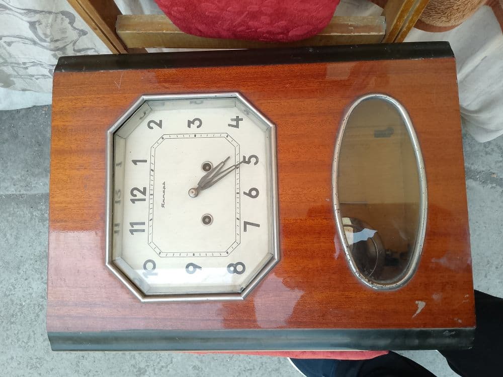 Соат 1975 йил ишлейди — 11
