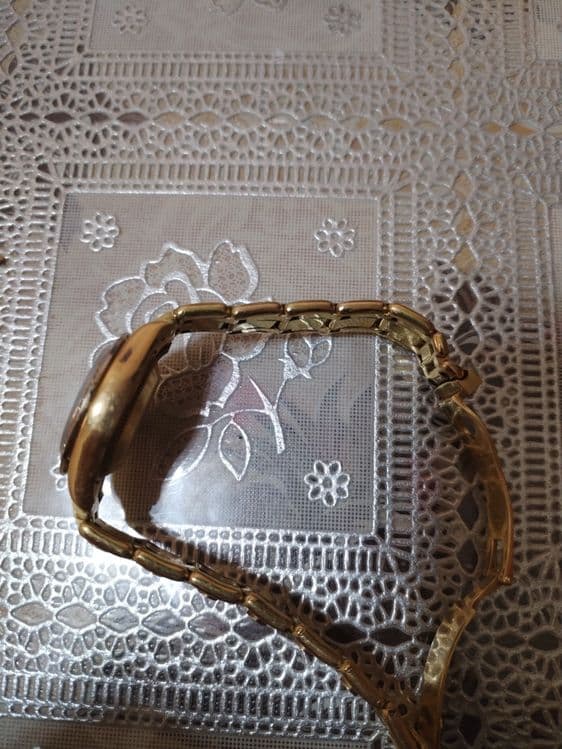Rolex soati sotiladi — 7