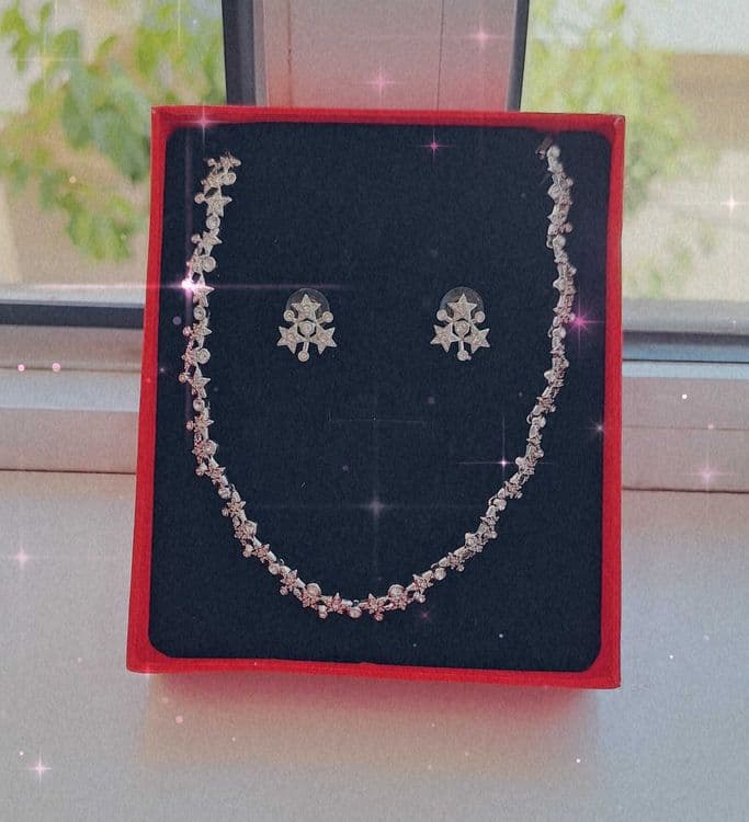 Swarovski 500 000 so'm — 1