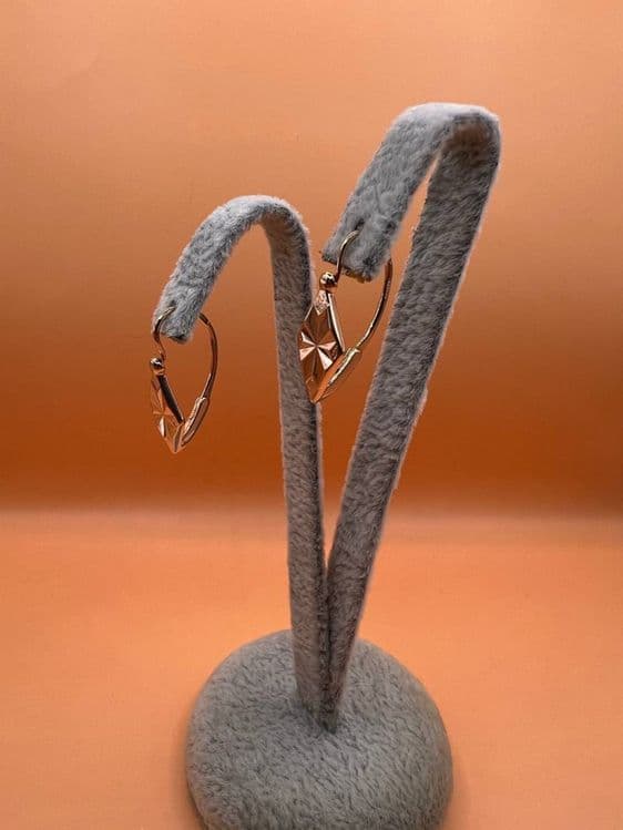 Продам золотые серьги. — 3