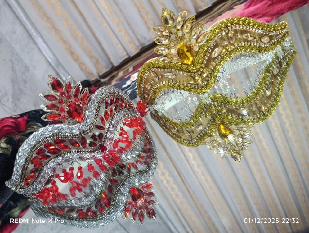 Diadema (taqinchoq) — 1