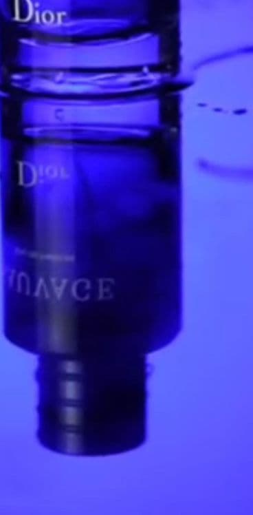 Sauvage erkaklar uchun parfyumlangan suvi, hajmi 100 ml

 Sauvage-bu e — 4