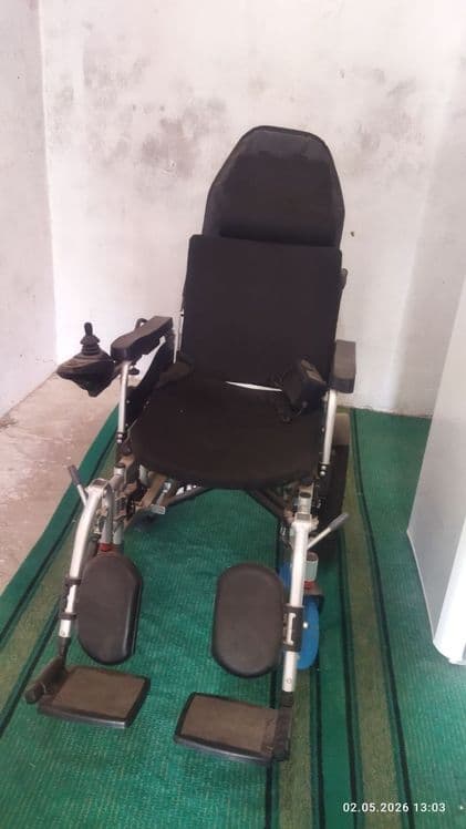 Nogironlar elektr aravachasi — 2