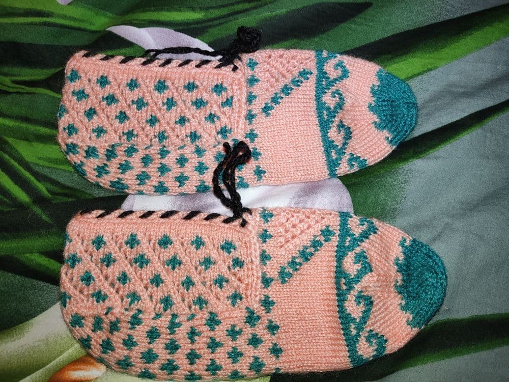 Красивые, а ещё и теплые шерстяные носки,hand made — 2