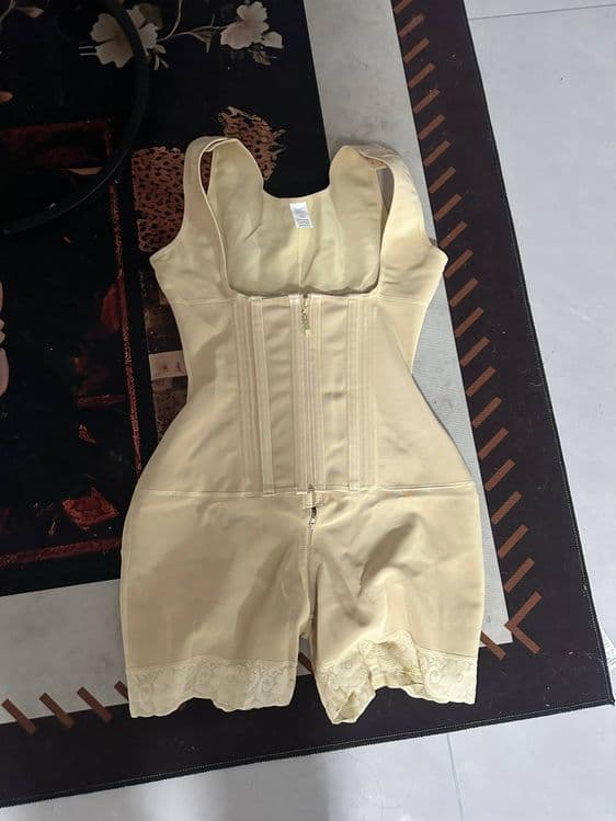 Original body karset — 6