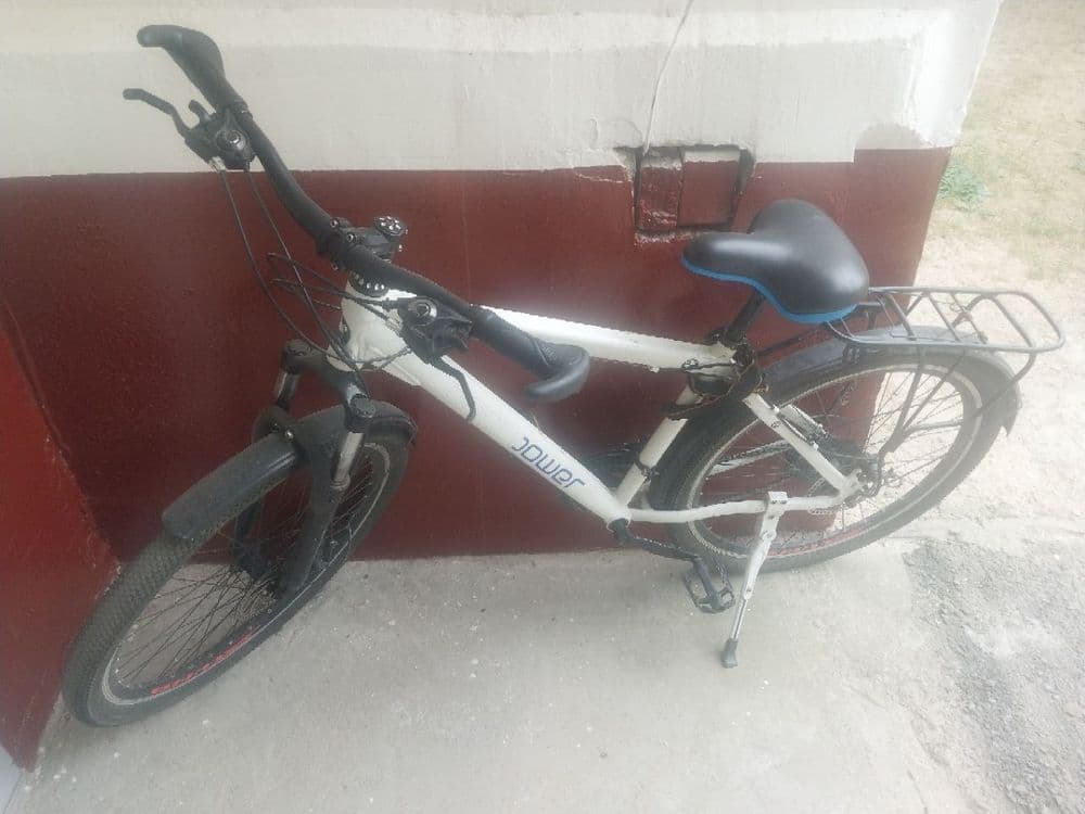 Velosiped , velik, velo sotiladi. Holati yaxshi — 4