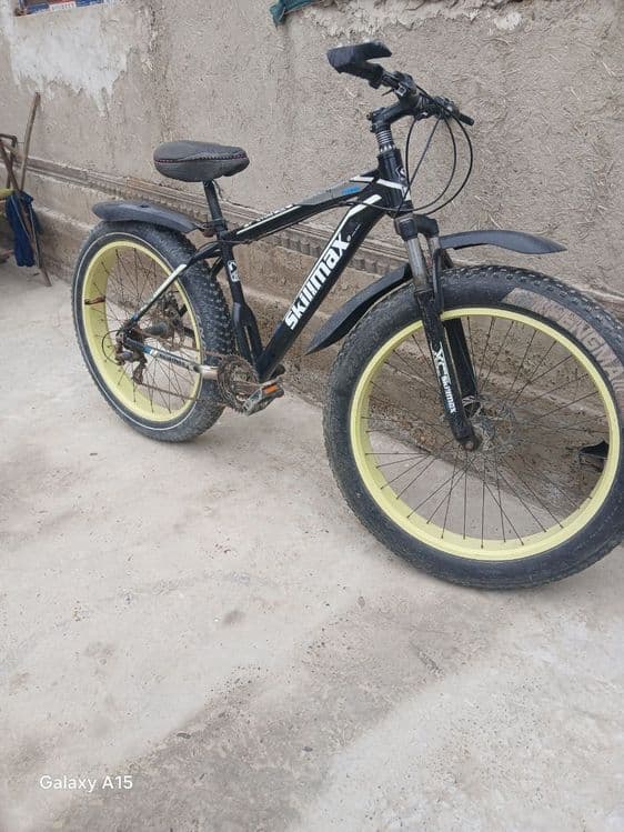 Skuter va telefon bilan abmen bor velosiped holati ideal — 8