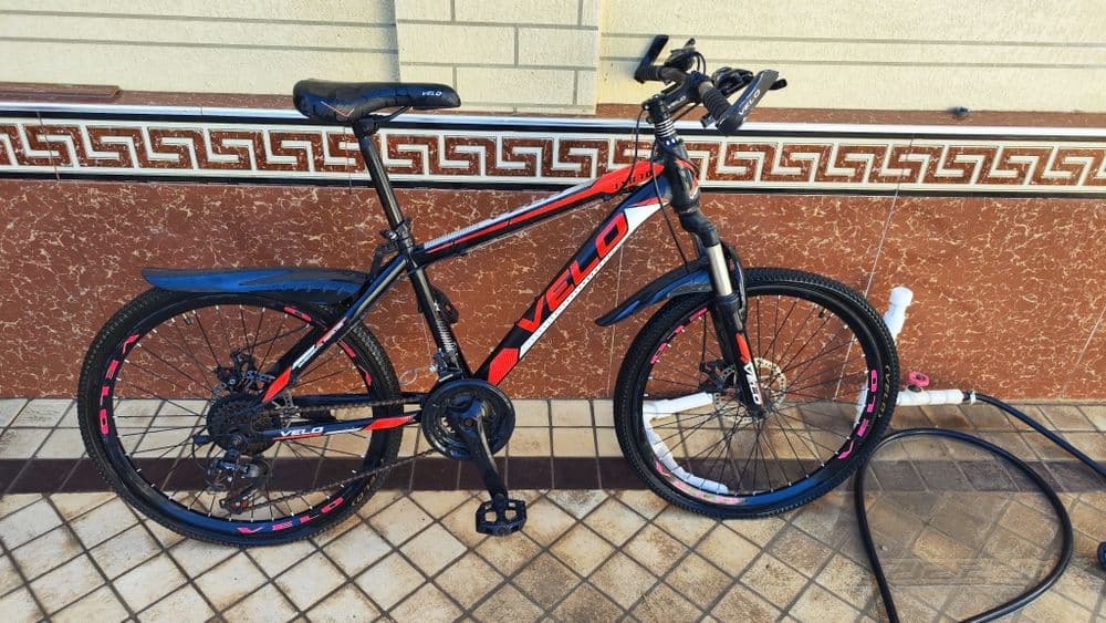 Велосипед "VELO" Велосипед подростковый Скоростной в отличном состояни — 1
