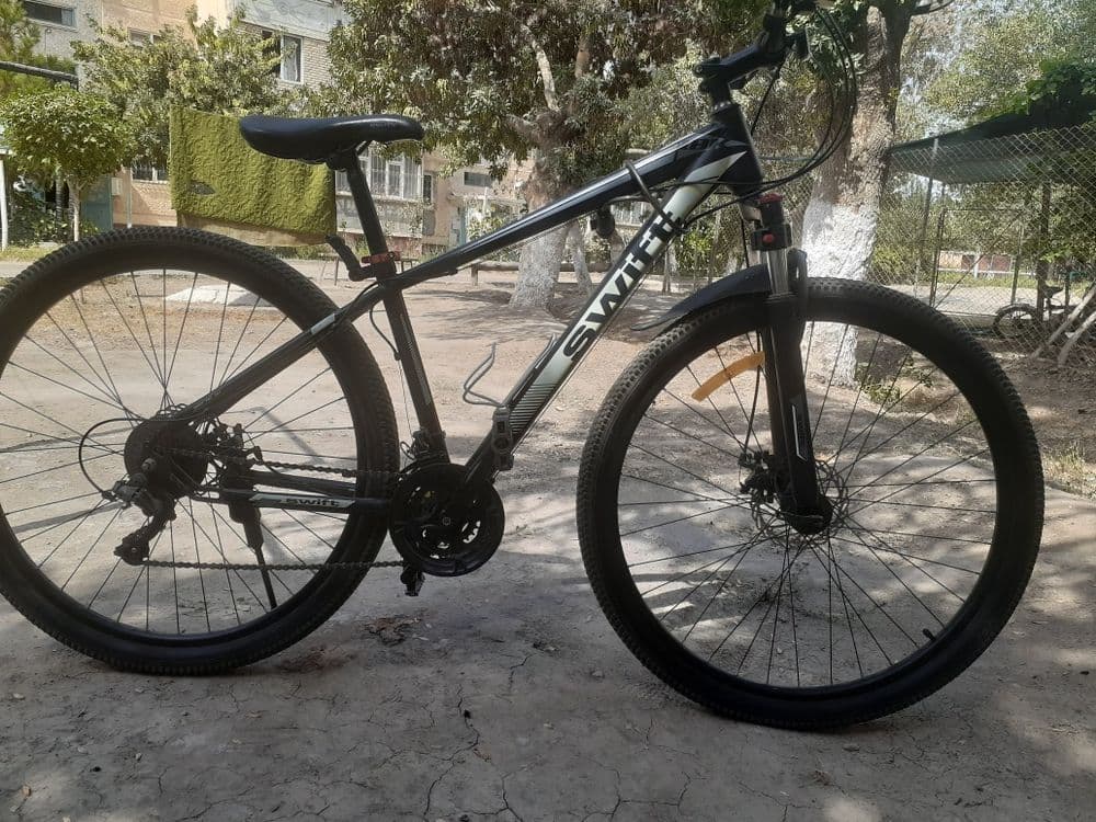 Velosiped велосипед сотилади. — 1