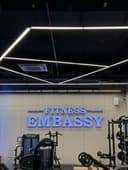 продам годовой вип абонемент в fitness embassy city