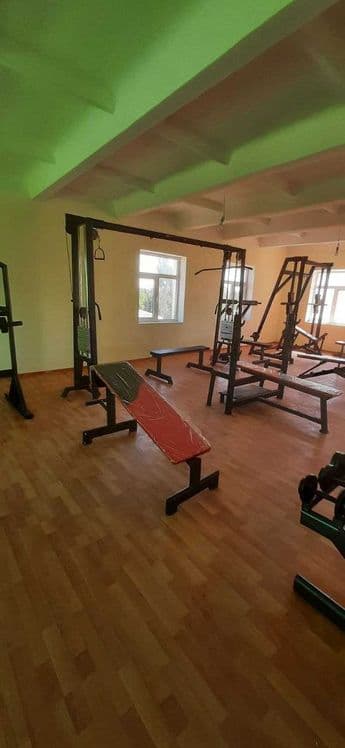 Fitnes zal anjomlari sotiladi — 16
