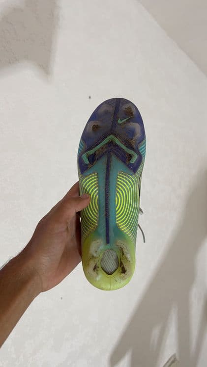 Butsi Nike mercurial — 3