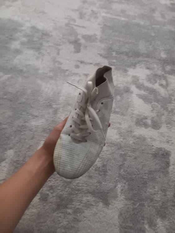Futbol butsi 37 razmer — 2