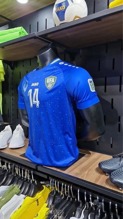 UFA Uzbekiston terma jamoasi futbolkasi — 1