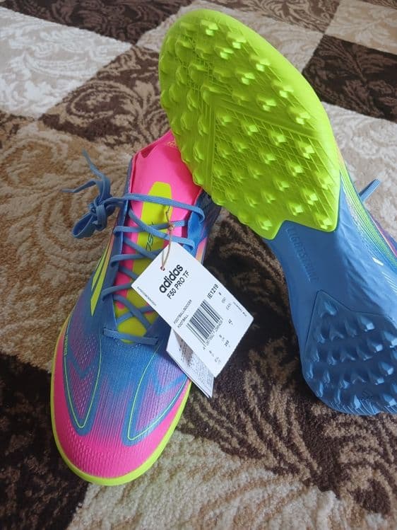 Бутса ADIDAS BREND. Привезли из Кореи очень красиво — 3