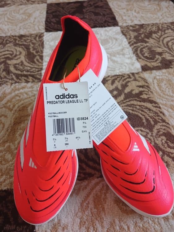 Бутса ADIDAS BREND  ORIGINAL. Привезли из Кореи супер качество супер ц — 1