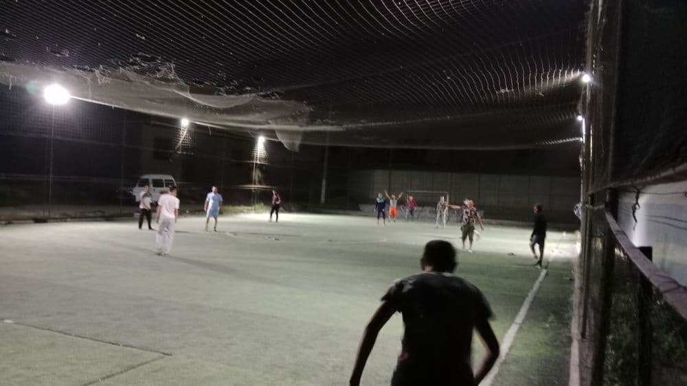 Futbol maydoni sotiladi — 2