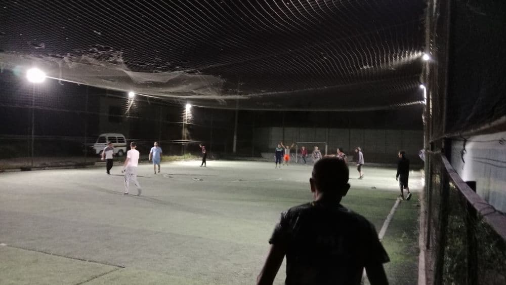 Futbol maydoni sotiladi — 3