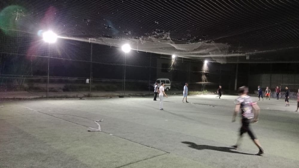 Futbol maydoni sotiladi — 5