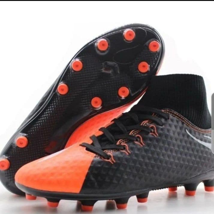 Butsi futbolistler ushin oranjevy ham siniy renleri bar pekin fabrika — 3