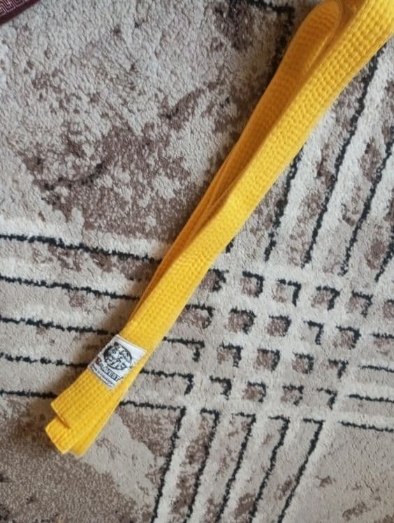 Taekwondo uchun 5 ta belboqlar oq,oq sariq,sariq, yashil sariq, yashil — 4
