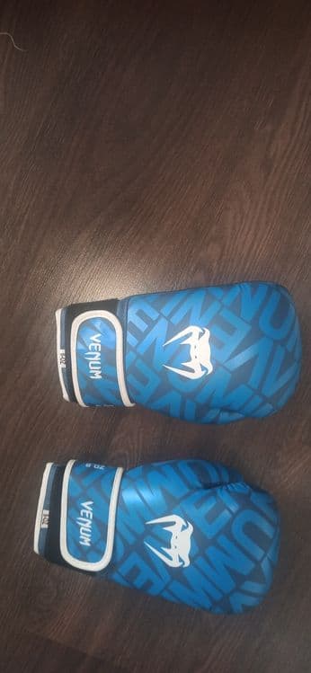Boks perchatka pro